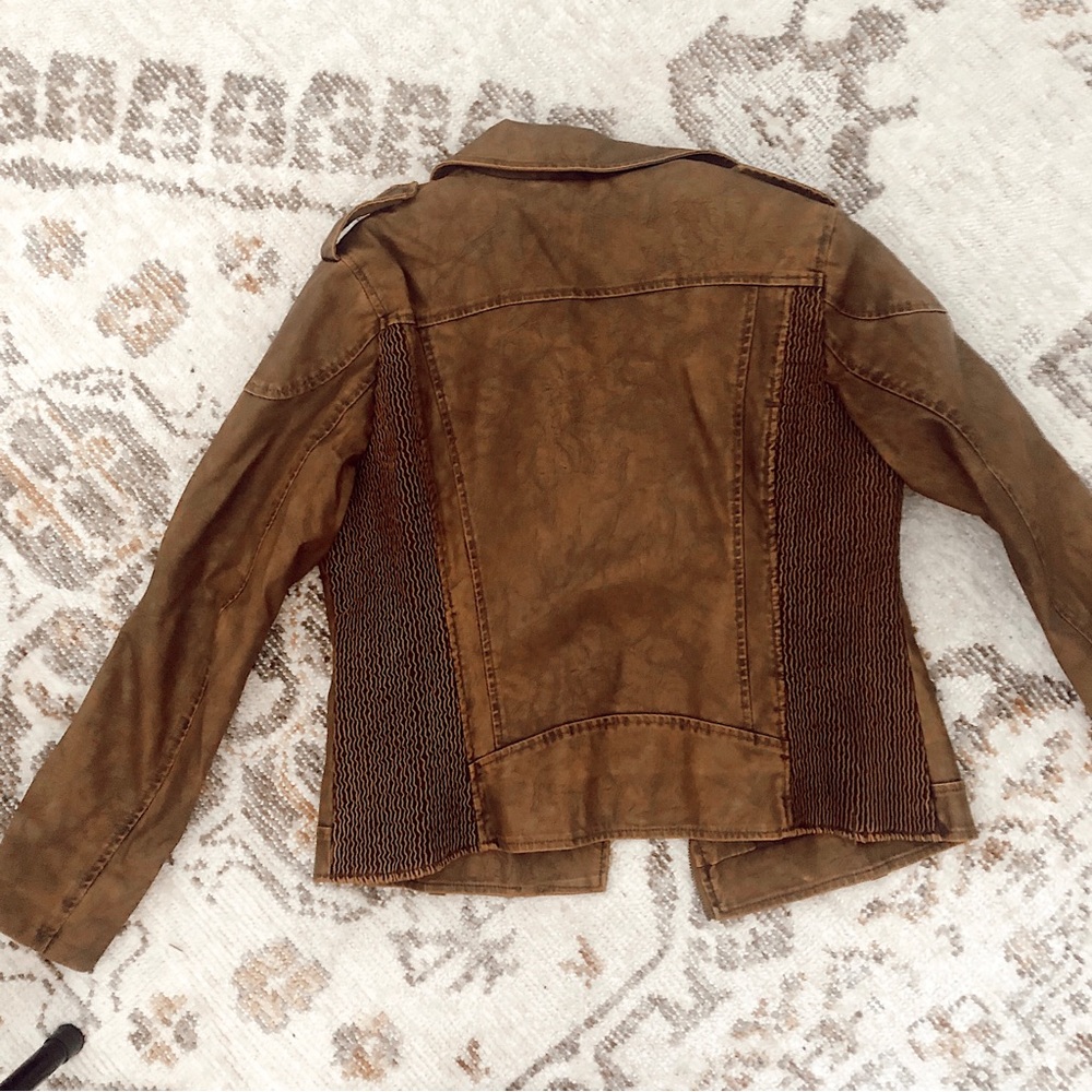 Vintage Vegan Leather Jacket💌